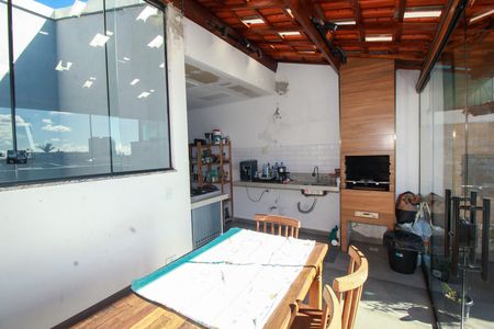 Apartamento à venda com 96m², 2 quartos e 1 vagaSala de Jantar
