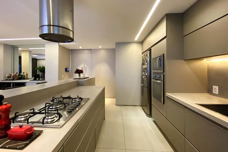 Apartamento à venda com 290m², 4 quartos e 2 vagas Apartamento à venda com 290m², 4 quartos e 2 vagasCozinha