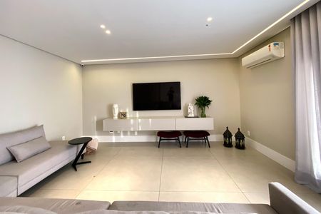 Apartamento à venda com 290m², 4 quartos e 2 vagas Apartamento à venda com 290m², 4 quartos e 2 vagasSala