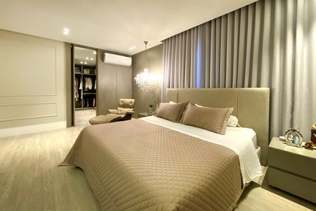 Apartamento à venda com 290m², 4 quartos e 2 vagas Apartamento à venda com 290m², 4 quartos e 2 vagasSuite 1