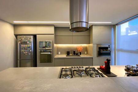 Cozinha de apartamento à venda com 4 quartos, 290m² em Cidade Nova, Belo Horizonte