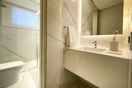 Apartamento à venda com 290m², 4 quartos e 2 vagas Apartamento à venda com 290m², 4 quartos e 2 vagasBanheiro