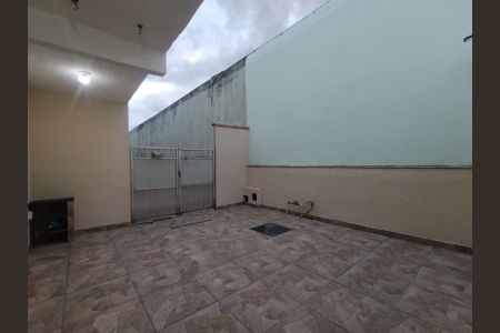 Casa para alugar com 90m², 2 quartos e 1 vagaQuintal