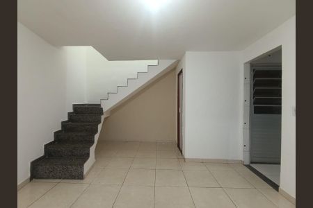 Sala de casa para alugar com 2 quartos, 90m² em Andrade Araujo, Belford Roxo