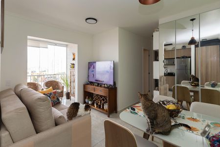 Sala de apartamento à venda com 2 quartos, 53m² em Parque Vitoria, São Paulo
