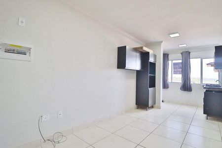 Sala de apartamento para alugar com 2 quartos, 44m² em Shopping Park, Uberlândia