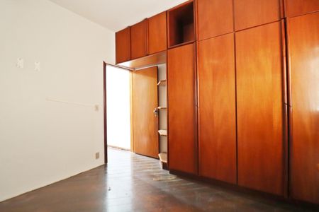 Casa para alugar com 200m², 4 quartos e 2 vagasQuarto 1