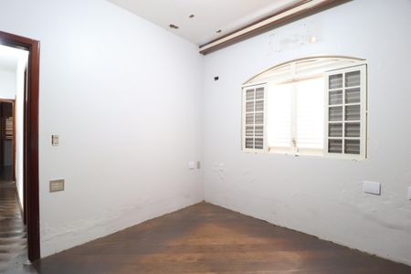 Casa para alugar com 200m², 4 quartos e 2 vagasQuarto 3 - Suíte
