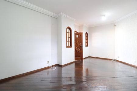 Sala de casa para alugar com 4 quartos, 200m² em Santa Mônica, Uberlândia