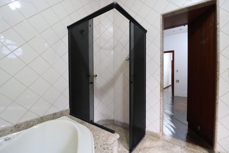 Casa para alugar com 200m², 4 quartos e 2 vagasBanheiro do Quarto 3