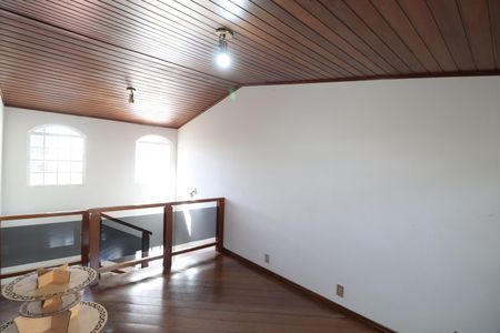 Casa para alugar com 200m², 4 quartos e 2 vagasSala 2