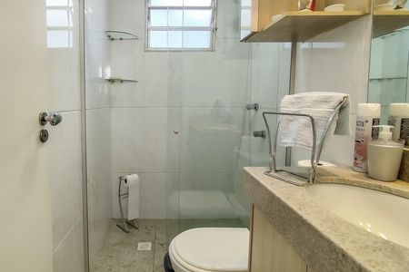Apartamento à venda com 55m², 2 quartos e 2 vagas Apartamento à venda com 55m², 2 quartos e 2 vagasBanheiro