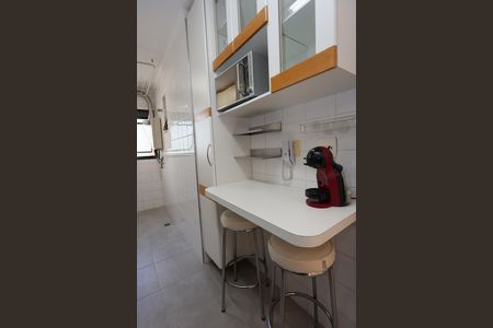 Apartamento para alugar com 82m², 3 quartos e 2 vagas Apartamento para alugar com 82m², 3 quartos e 2 vagascozinha