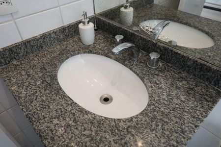 Apartamento para alugar com 82m², 3 quartos e 2 vagas Apartamento para alugar com 82m², 3 quartos e 2 vagasBanheiro da Suíte