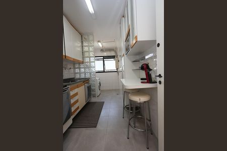 Apartamento para alugar com 82m², 3 quartos e 2 vagas Apartamento para alugar com 82m², 3 quartos e 2 vagascozinha