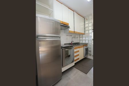 Apartamento para alugar com 82m², 3 quartos e 2 vagas Apartamento para alugar com 82m², 3 quartos e 2 vagascozinha