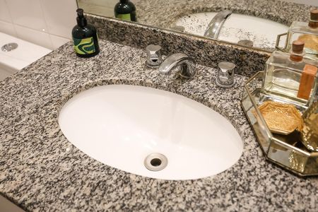 Apartamento para alugar com 82m², 3 quartos e 2 vagas Apartamento para alugar com 82m², 3 quartos e 2 vagasBanheiro