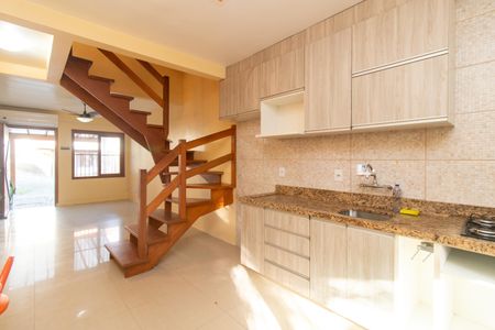 Casa de condomínio para alugar com 95m², 3 quartos e 3 vagas Casa de condomínio para alugar com 95m², 3 quartos e 3 vagasCozinha e Área de Serviço