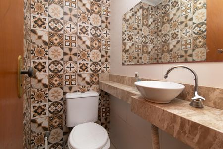 Casa de condomínio para alugar com 95m², 3 quartos e 3 vagas Casa de condomínio para alugar com 95m², 3 quartos e 3 vagasLavabo