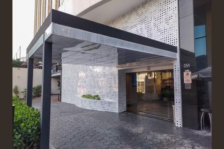 Studio à venda com 28m², 1 quarto e 1 vaga Studio à venda com 28m², 1 quarto e 1 vagaPortaria
