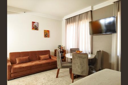 Studio à venda com 28m², 1 quarto e 1 vaga Studio à venda com 28m², 1 quarto e 1 vagaStudio com sala e cozinha