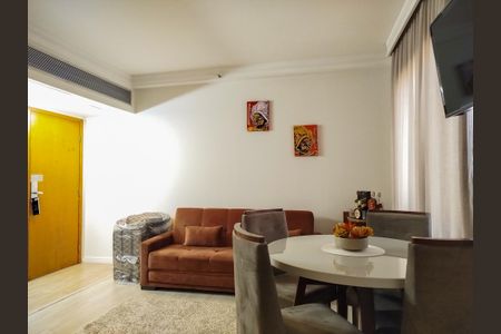 Studio à venda com 28m², 1 quarto e 1 vaga Studio à venda com 28m², 1 quarto e 1 vagaStudio com sala e cozinha