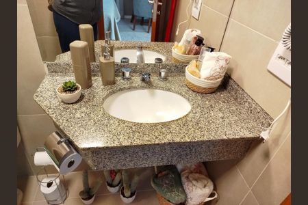 Studio à venda com 28m², 1 quarto e 1 vaga Studio à venda com 28m², 1 quarto e 1 vagaBanheiro