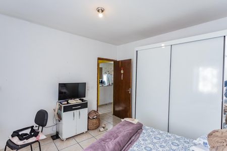 Casa à venda com 463m², 4 quartos e 2 vagas Casa à venda com 463m², 4 quartos e 2 vagasCasa 2 - quarto 1