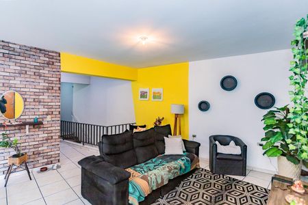 Casa à venda com 463m², 4 quartos e 2 vagas Casa à venda com 463m², 4 quartos e 2 vagasCasa 2 - sala