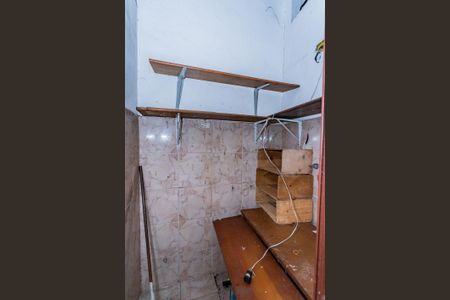 Casa à venda com 463m², 4 quartos e 2 vagas Casa à venda com 463m², 4 quartos e 2 vagasDepósito