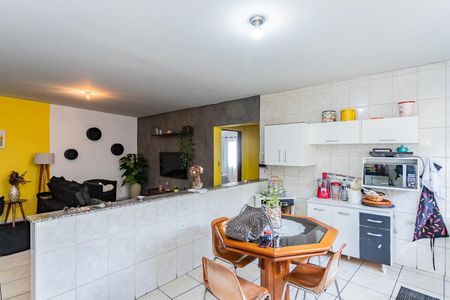 Casa à venda com 463m², 4 quartos e 2 vagas Casa à venda com 463m², 4 quartos e 2 vagasCasa 2 - cozinha
