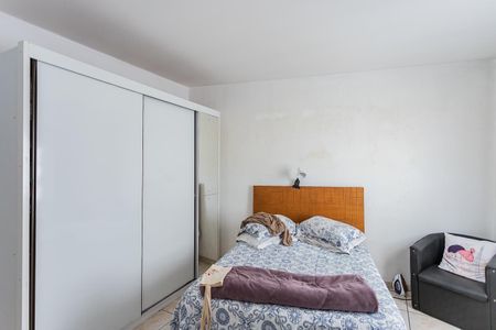 Casa à venda com 463m², 4 quartos e 2 vagas Casa à venda com 463m², 4 quartos e 2 vagasCasa 2 - quarto 1