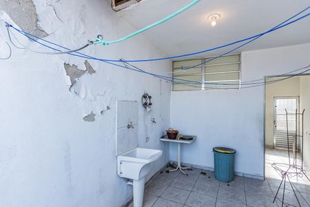 Casa à venda com 463m², 4 quartos e 2 vagas Casa à venda com 463m², 4 quartos e 2 vagasÁrea de Serviço