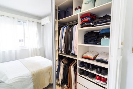 Apartamento à venda com 67m², 3 quartos e 1 vagaCloset da suíte
