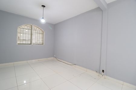 Casa para alugar com 431m², 3 quartos e 2 vagasSala