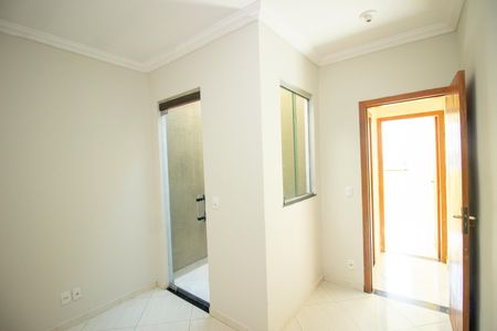 Quarto 1 de apartamento para alugar com 2 quartos, 48m² em Parque Xangri-lá, Contagem