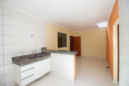 Apartamento para alugar com 48m², 2 quartos e 1 vaga Apartamento para alugar com 48m², 2 quartos e 1 vagaCozinha e Área de Serviço