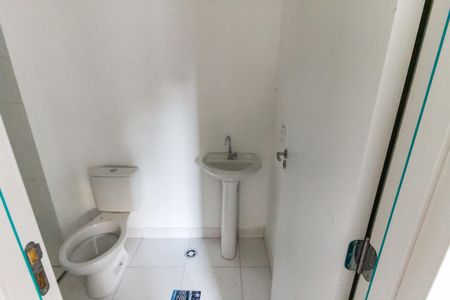 Apartamento à venda com 66m², 2 quartos e 1 vaga Apartamento à venda com 66m², 2 quartos e 1 vagaBanheiro Corredor