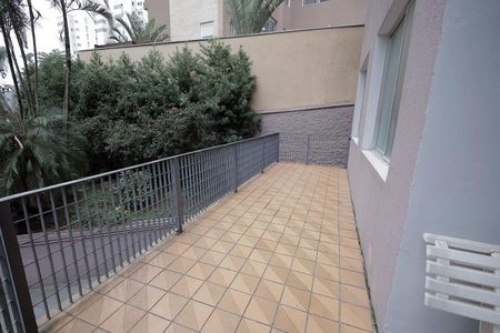 Apartamento à venda com 58m², 2 quartos e 1 vaga Apartamento à venda com 58m², 2 quartos e 1 vagaVaranda - Salão de festas