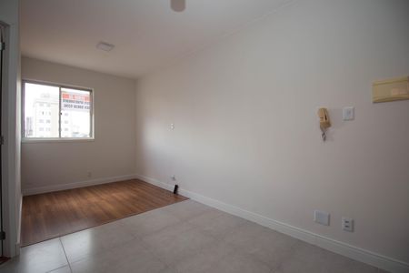 Apartamento à venda com 34m², 1 quarto e sem vagaSala