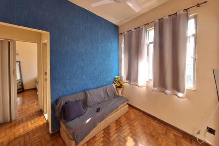 Apartamento à venda com 48m², 1 quarto e sem vagaSala