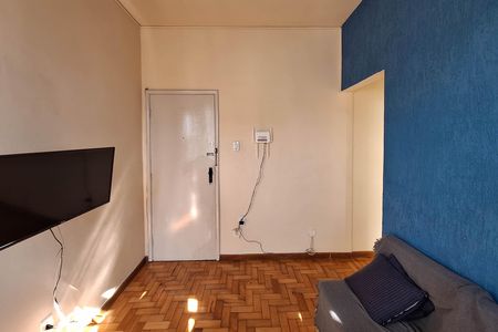 Apartamento à venda com 48m², 1 quarto e sem vagaSala