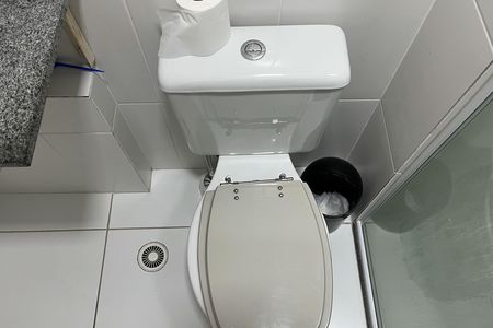 Apartamento para alugar com 61m², 3 quartos e 1 vaga Apartamento para alugar com 61m², 3 quartos e 1 vagaBanheiro