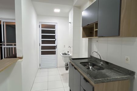 Apartamento para alugar com 61m², 3 quartos e 1 vaga Apartamento para alugar com 61m², 3 quartos e 1 vagaCozinha e Área de Serviço