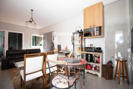 Casa à venda com 400m², 4 quartos e 3 vagasCozinha