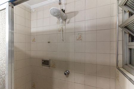 Banheiro de apartamento para alugar com 1 quarto, 25m² em Vila Buarque, São Paulo