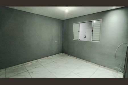 Casa para alugar com 65m², 2 quartos e 4 vagas