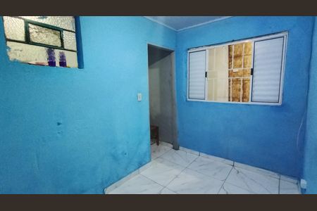 Casa para alugar com 65m², 2 quartos e 4 vagas