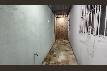 Casa para alugar com 65m², 2 quartos e 4 vagas