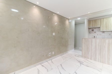 Sala de apartamento para alugar com 2 quartos, 48m² em Vila Santana, São Paulo